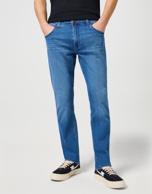 Greensboro Straight Medium Stretch Jean in Softwear