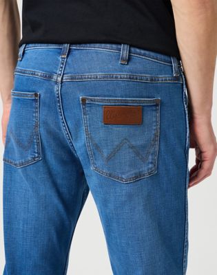 Greensboro Medium Stretch Straight Jean in Softwear alternative view 4