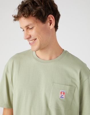 Casey Jones Pocket Tee in Tea Leaf alternative view 3