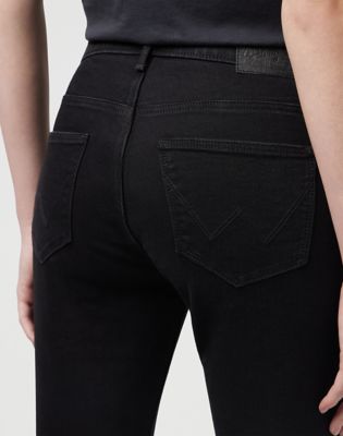 District Concept Store - Wrangler High Slim Women Jeans - The