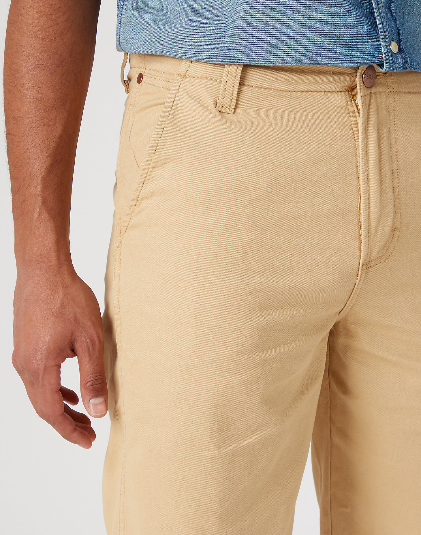 Casey Chino Shorts in Taos Taupe alternative view 4