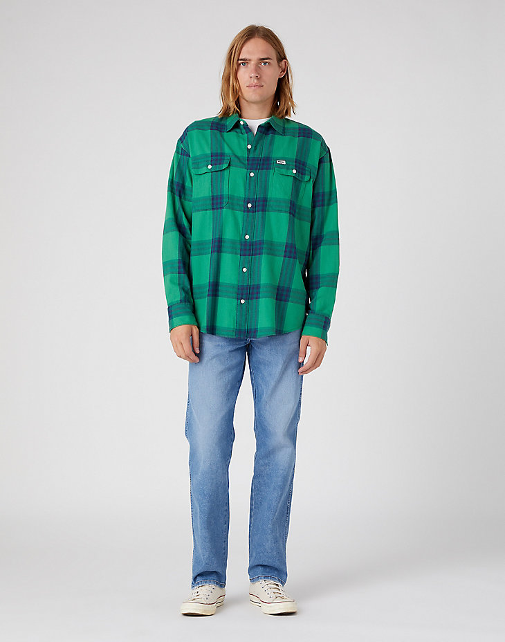Patch Pocket Shirt in Pine Green alternative view 3