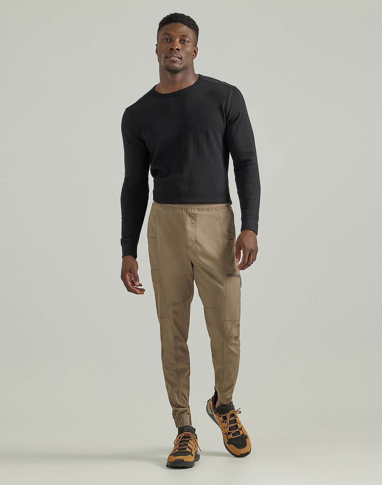 Pull On Tapered Pant in Bungee Cord alternative view 3