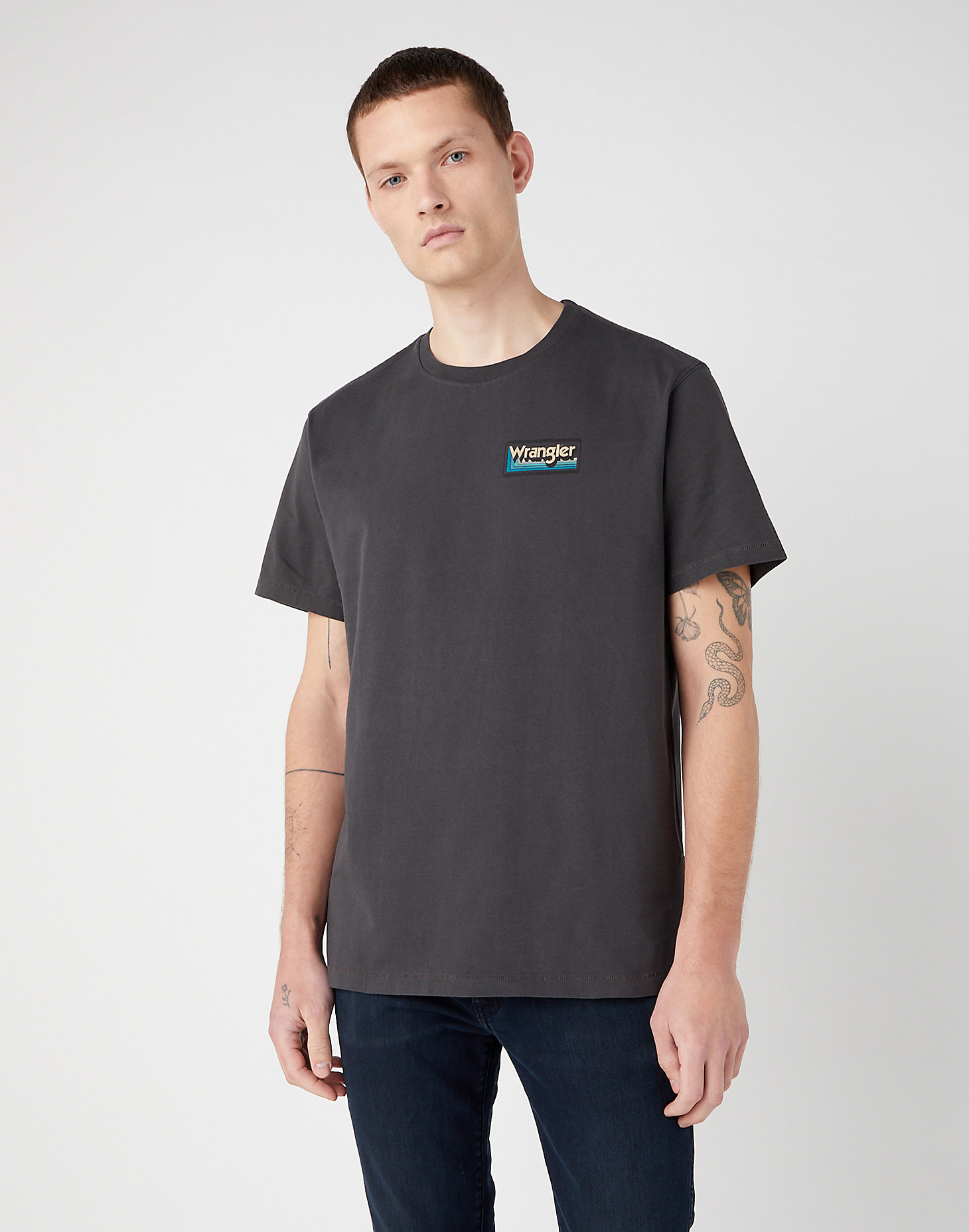 Graphic Tee in Faded Black alternative view 2