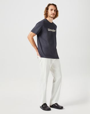 Frame Logo Tee in Black alternative view