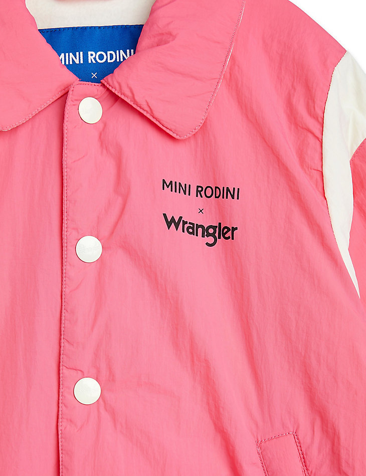 Mini Rodini x Wrangler Peace Dove Lined Coach Jacket in Pink alternative view 3