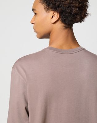 Long Sleeve Graphic Tee in Iron alternative view 2