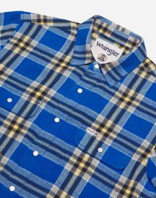 Blue Bell 2 Pocket Relaxed Shirt in Blue alternative view 4