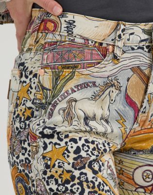 Wrangler x Lainey Wilson Life of Lainey Bell Bottoms in Storyteller Print alternative view 5