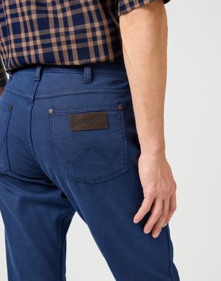 Greensboro Non Denim in Navy alternative view 4