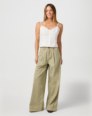 Pleated Trouser in Dark Tea alternative view
