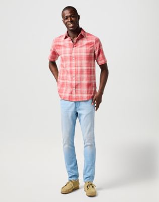 Regular Short Sleeve Shirt in Red alternative view 2