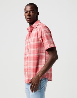 Regular Short Sleeve Shirt in Red alternative view 3