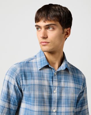 Regular Short Sleeve Shirt in Blue alternative view 4