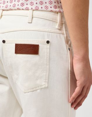 Frontier in White alternative view 4