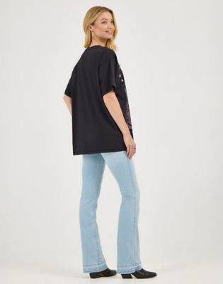 Wrangler x Lainey Wilson Long Live Cowgirls Oversized Tee in Long Live Cowgirls alternative view 4