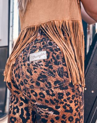 Wrangler x Lainey Wilson Animal Print Bell Bottoms in Animal Print alternative view