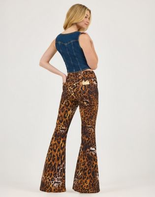 Wrangler x Lainey Wilson Animal Print Bell Bottoms in Animal Print alternative view 3