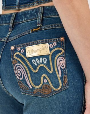 Wrangler x Lainey Wilson Embroidered Bell Bottoms in Boho Wash alternative view 7