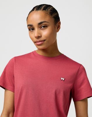 Slim Sign Off Tee in Earth Red alternative view 3
