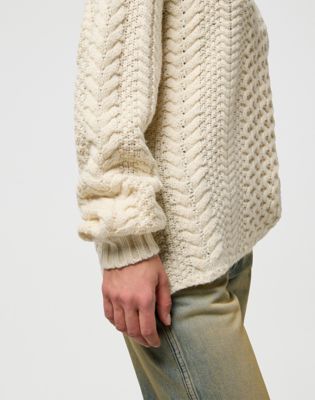 Relaxed V Neck Cable Knit in Ivory