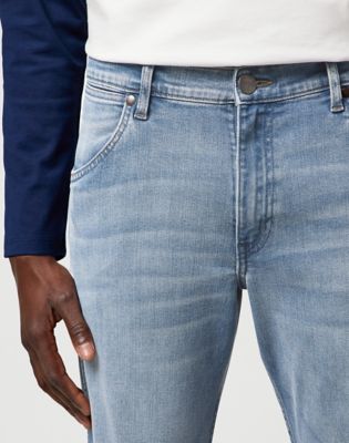 Greensboro Low Stretch Straight Jean in Grey Light alternative view 2