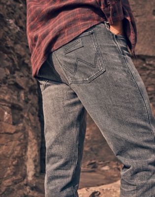 Frontier Low Stretch Relaxed Straight Jean in Marshall alternative view
