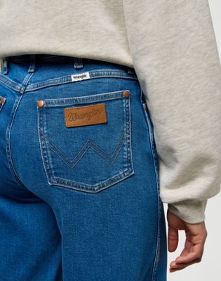 Canyon Loose Jean in Gentle Sky alternative view 3