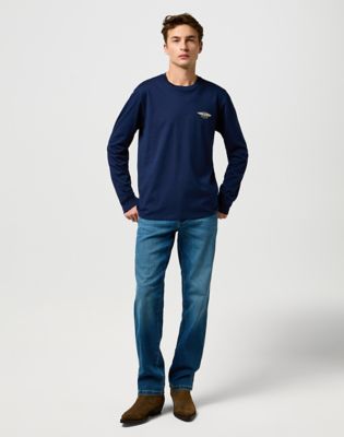 Long Sleeve Regular Americana Tee in Navy alternative view 2