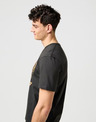 Regular Americana Tee in Faded Black alternative view 4