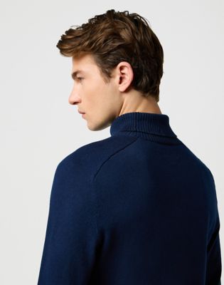 Regular Turtleneck in Navy alternative view 4