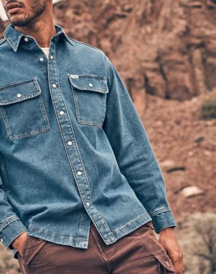 Wrangler Camicia Denim Uomo Maniche Lunghe – Bottoni A Scatto – Vestibilità Regolare – Lavaggio Chiaro – Taglia XX-Large