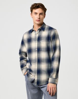 Regular 1 Pocket Indigo Shirt in Dusty Blue alternative view 2