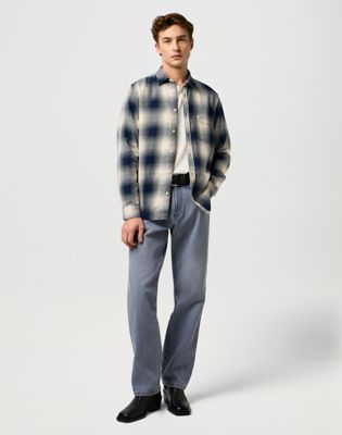 Regular 1 Pocket Indigo Shirt in Dusty Blue alternative view 4