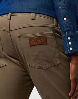 Larston Slim Tapered Non Denim Pant in Tarmac alternative view 4
