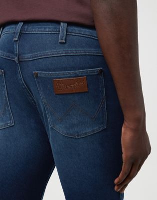 Larston Low Stretch Slim Tapered Jean in Fog alternative view 3