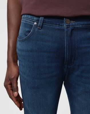 Larston Low Stretch Slim Tapered Jean in Fog alternative view 4