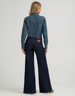 Wrangler x Lainey Wilson Tie Front Shirt in Boho