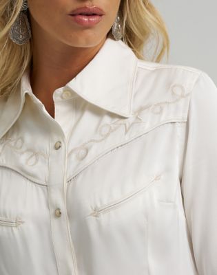 Wrangler x Lainey Wilson Embroidered Shirt in Worn White