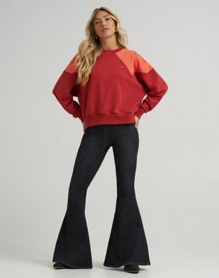 Wrangler x Lainey Wilson Studded Western Crew in Stars alternative view 4