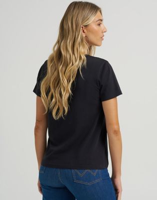 Wrangler x Lainey Wilson Regular Tee in Black