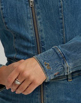 Wrangler x Lainey Wilson Catsuit Flare in Rock Wash alternative view 5
