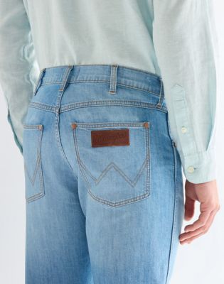 Larston Slim Tapered Lightweight Low Stretch Jean in Light Wash