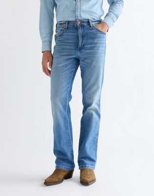 Wrancher Bootcut Jean in Harbor Blue