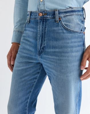 Wrancher Bootcut Jean in Harbor Blue