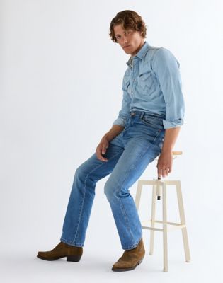 Wrancher Bootcut Jean in Harbor Blue