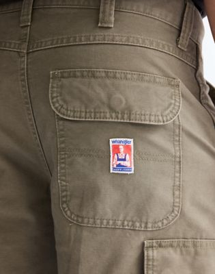 Regular Cargo Short in Dusty Olive