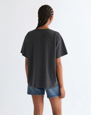 Wrangler Relaxed Girlfriend Koszulka czarny wyblakły