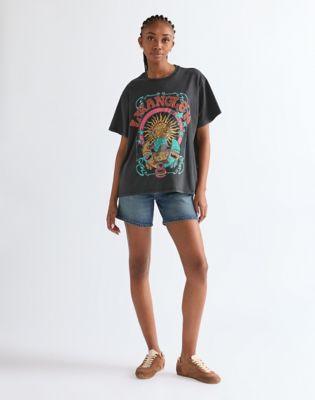 Relaxed Girlfriend Tee in Faded Black