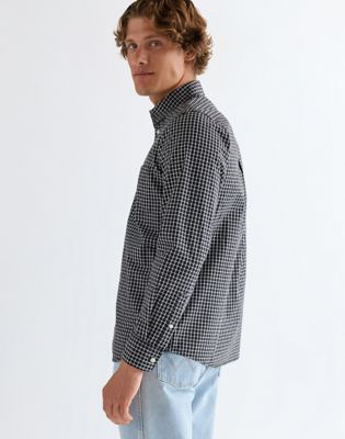 Regular One Pocket Shirt in Black